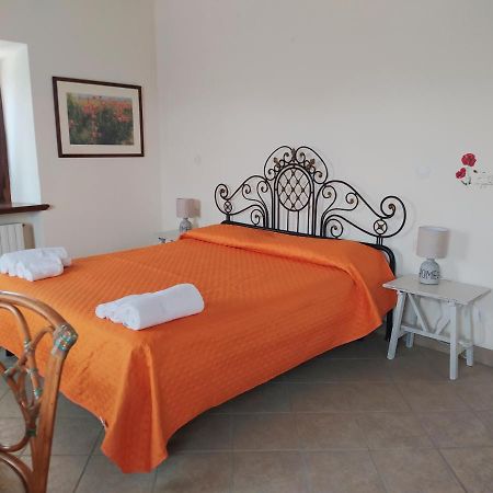 Il Girasole Country House Камерано Екстериор снимка